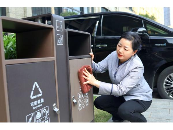 日常保潔外包的五大優勢，為何越來越多的企業選擇外包保潔？